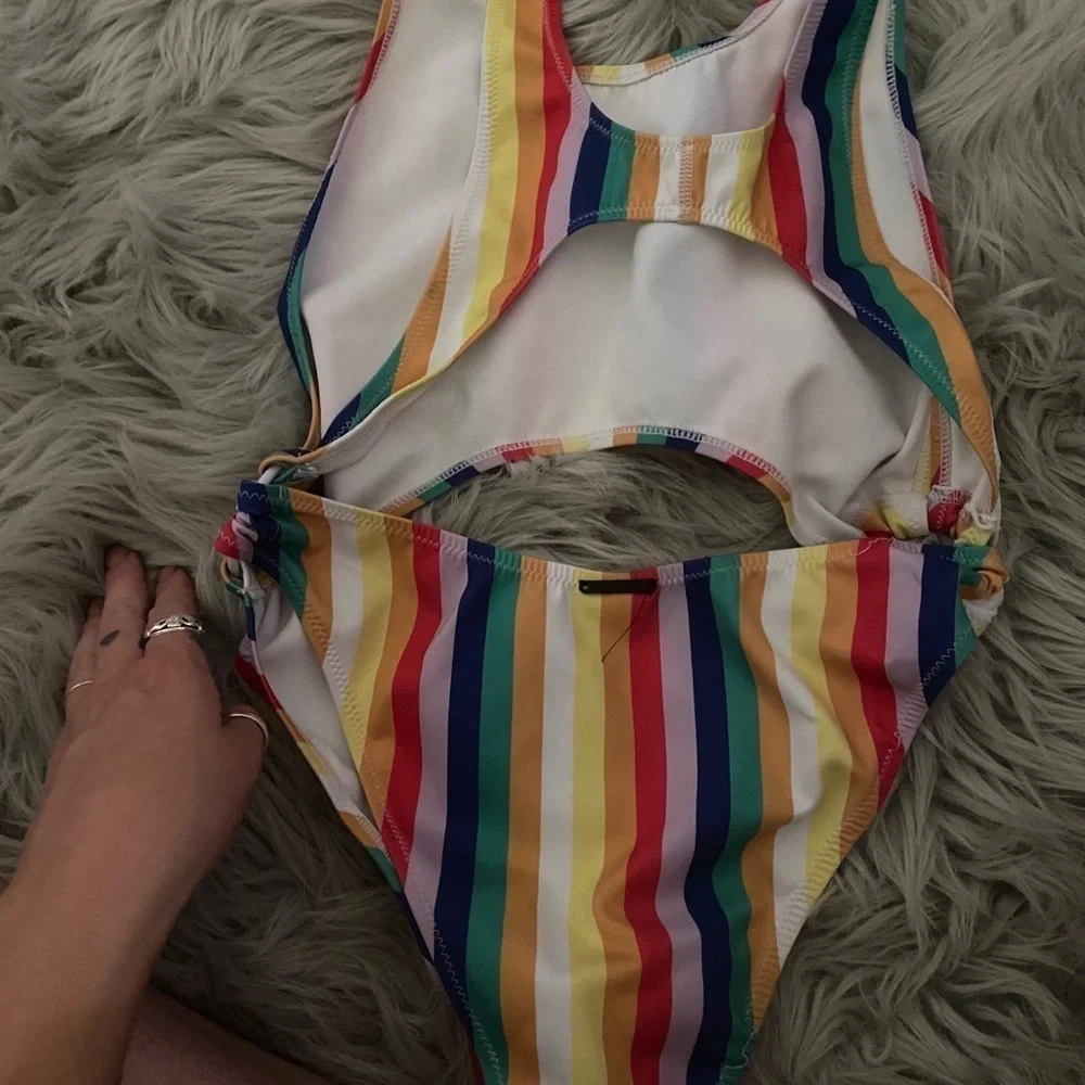 KENDALL & KYLIE multi colored swimsuit - Picture 5 of 6